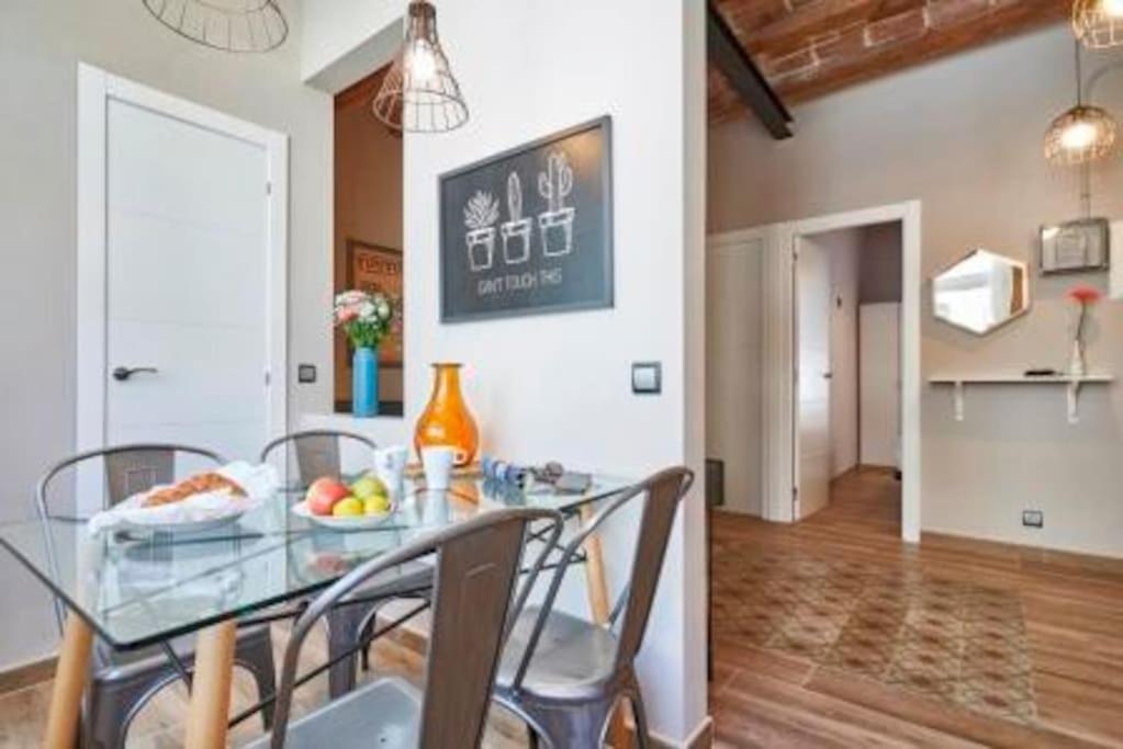 Bebarceloner Sants Apartments - 2 Bedrooms Kültér fotó